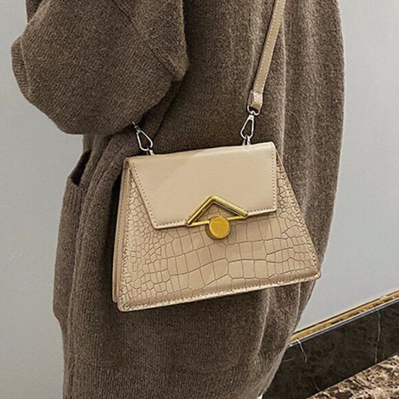 2/$30 Ladies Chic Fashion Purse - Picture 9 of 12